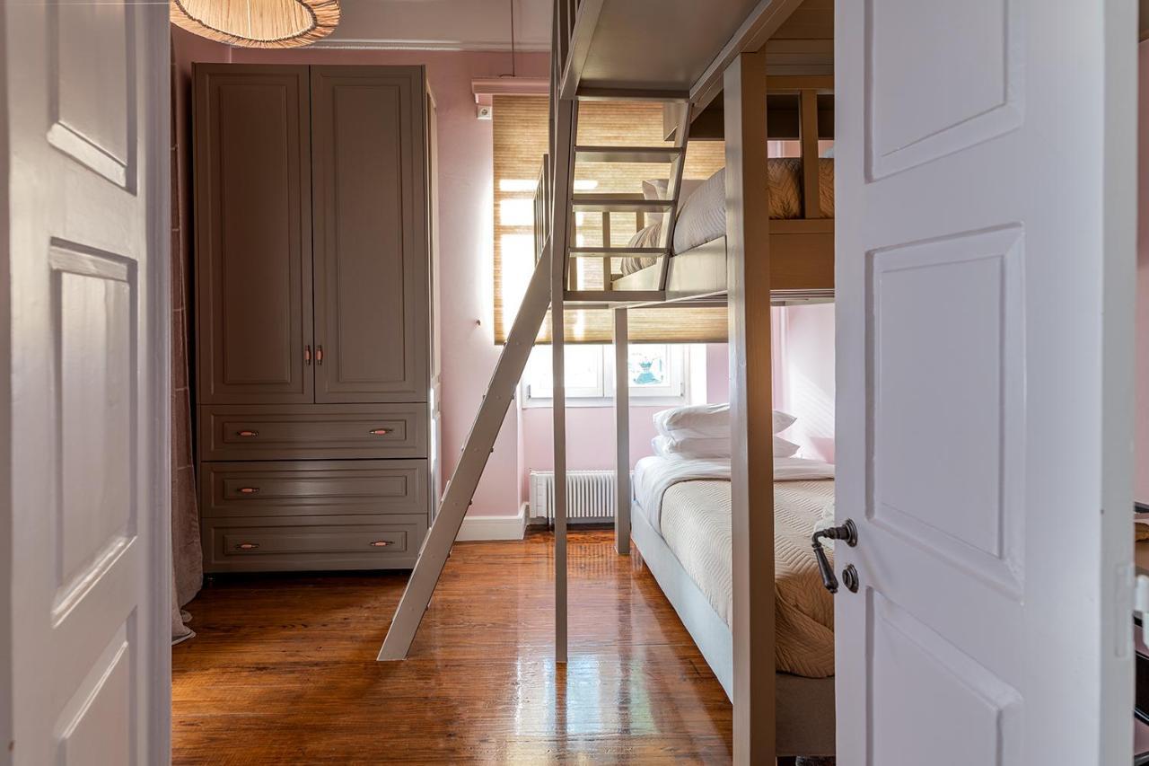 The Hadrian - A Historic Acropolis Holiday home Athens